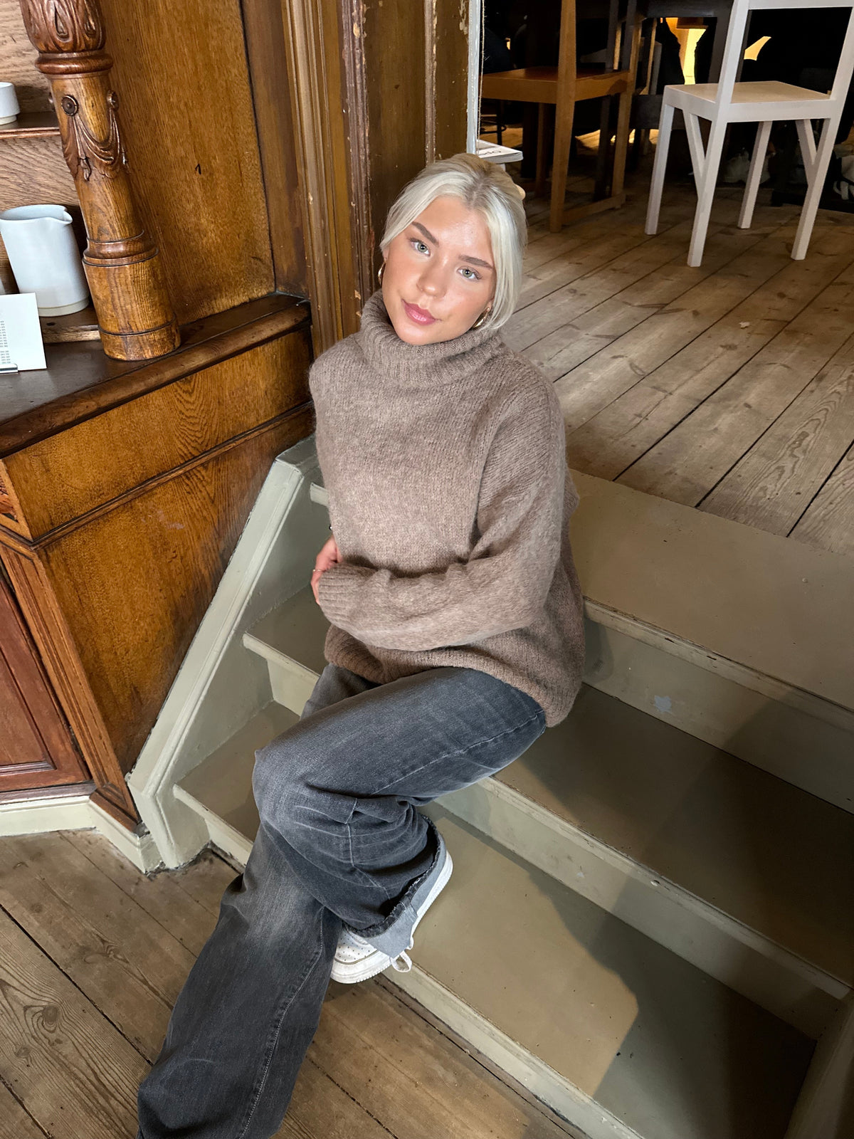 Idun knit sweater with turtleneck - Brown